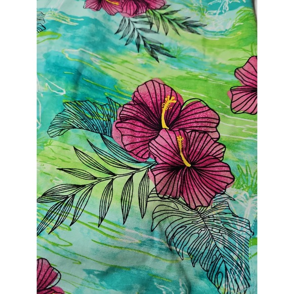 Tommy Bahama Other - Tommy Bahama Veracruz Cay Hawaiian Shirt Hibiscus Floral Lime/Wine Resortwear M